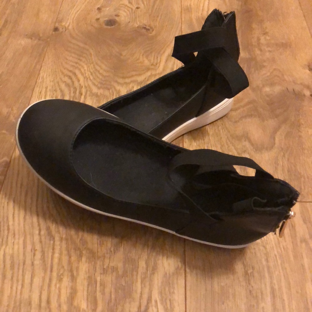Ballet sneakers